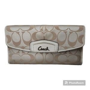 COACH FULL SIZE SIGNATURE WALLET